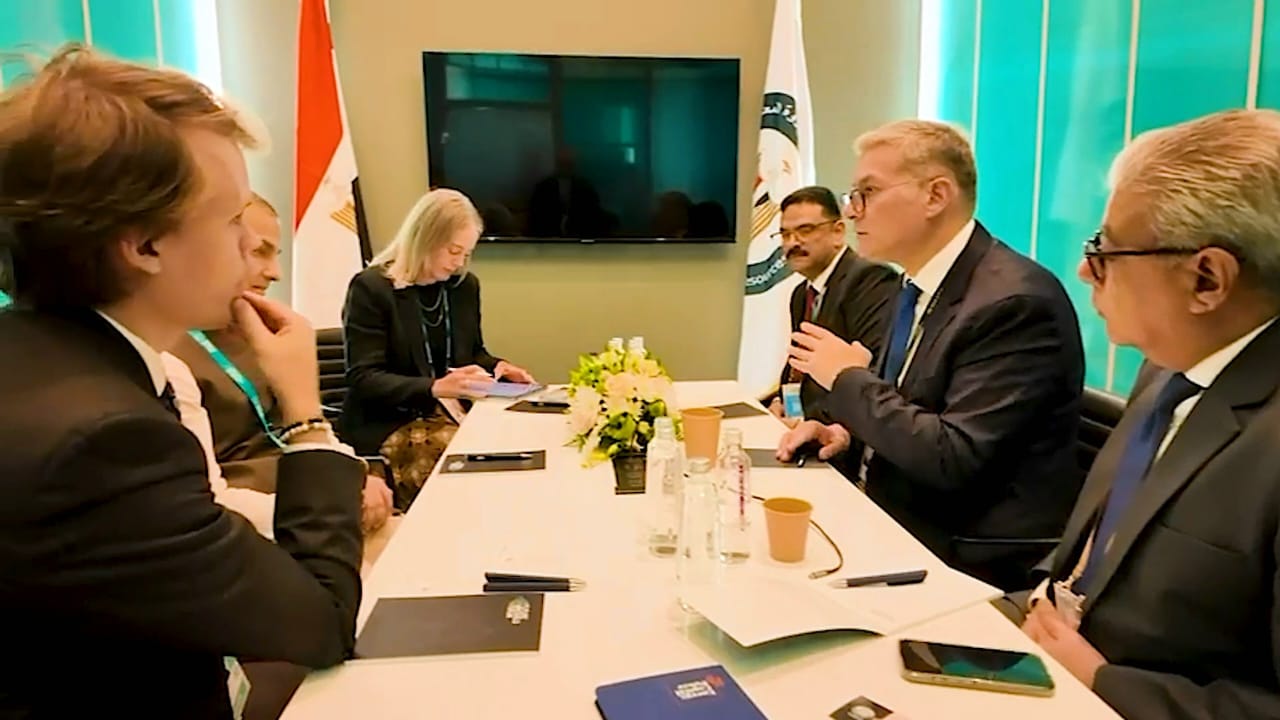 بدوي يبحث تبادل الخبرات مع رئيس المجلس الدولي للتعدين والمعادن